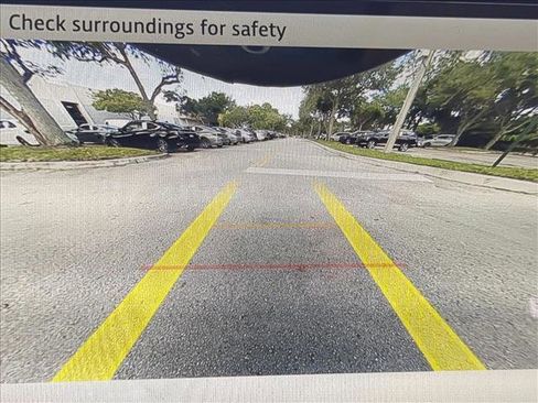 Used 2024 Land Rover Defender 130 S image 14