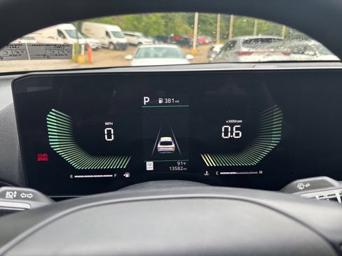 Used 2026 Kia K4 FWD image 40