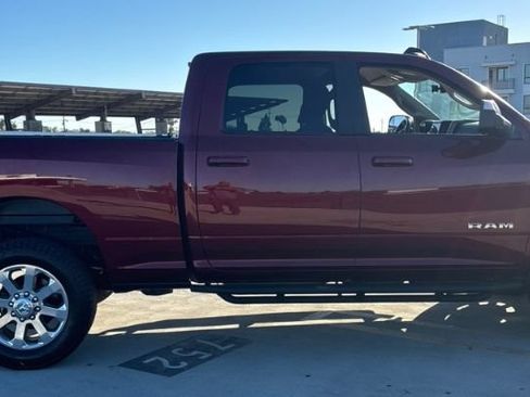 Used 2021 RAM 2500 Big Horn w/ Level 1 Equipment Group AWD/4WD image 4
