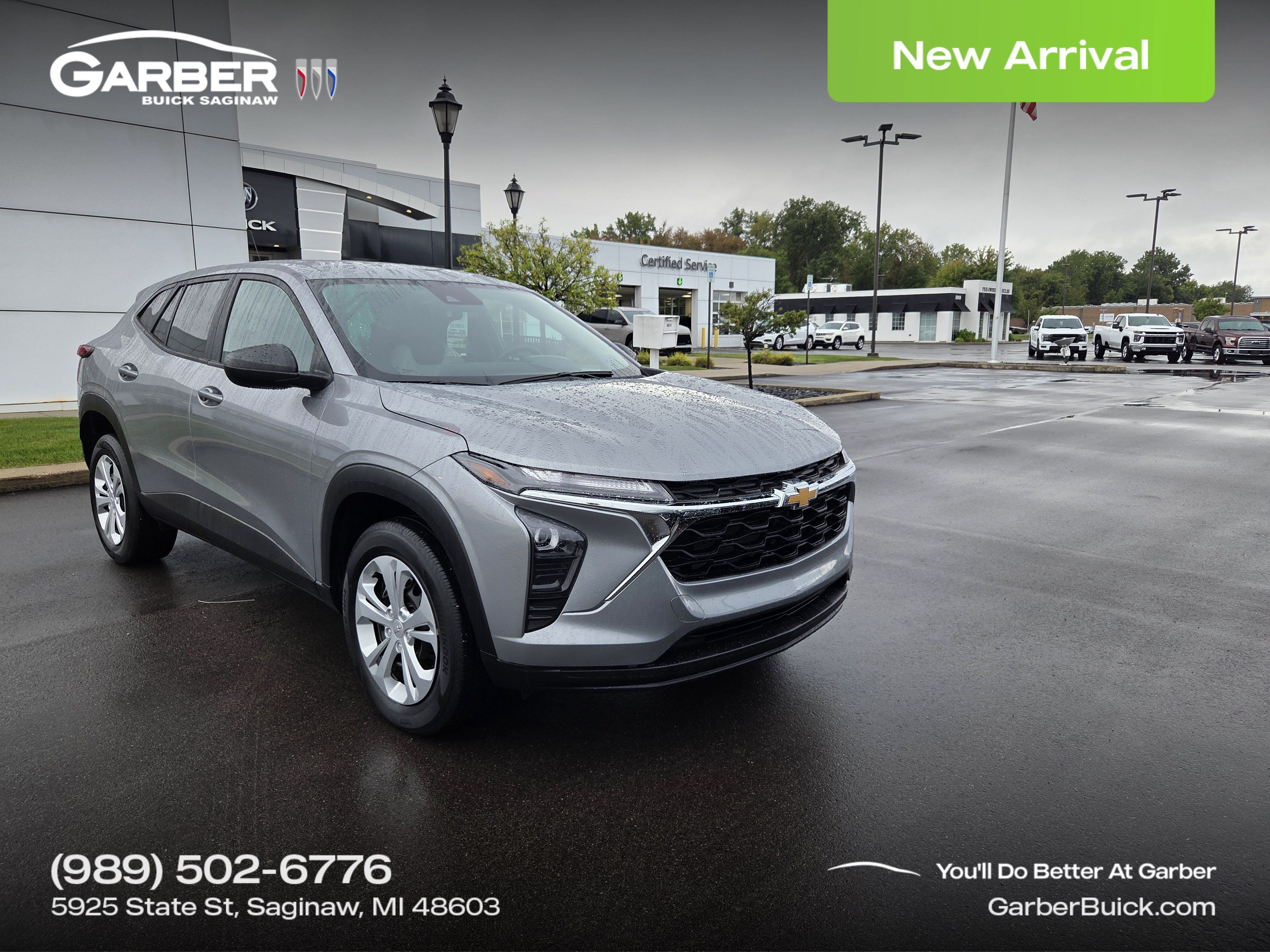 Used 2024 Chevrolet Trax LS FWD image 1