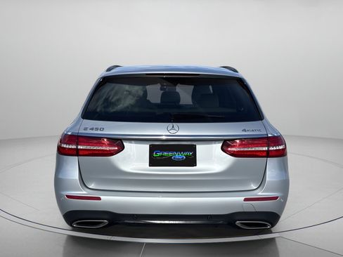 Used 2019 Mercedes-Benz E 450 4MATIC Wagon image 4