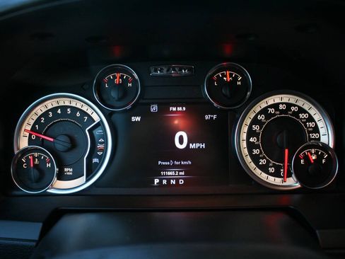 Used 2017 RAM 1500 Laramie AWD/4WD image 17
