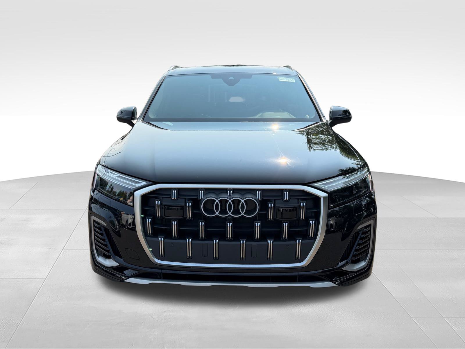 Used 2025 Audi Q7 3.0T Premium Plus w/ Premium Plus Package AWD/4WD image 2