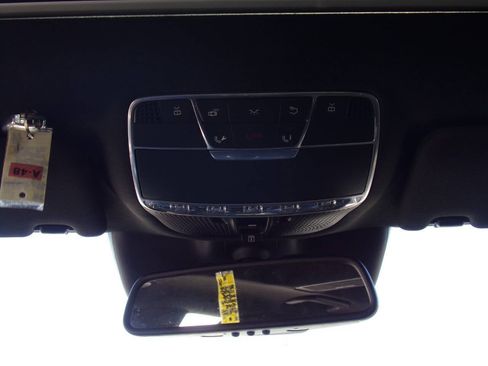 Used 2016 Mercedes-Benz S 550 4MATIC Sedan image 26