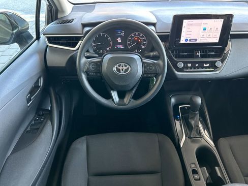 Used 2024 Toyota Corolla LE image 34