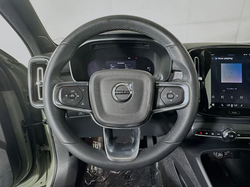 Used 2023 Volvo C40 P8 Recharge Plus image 15