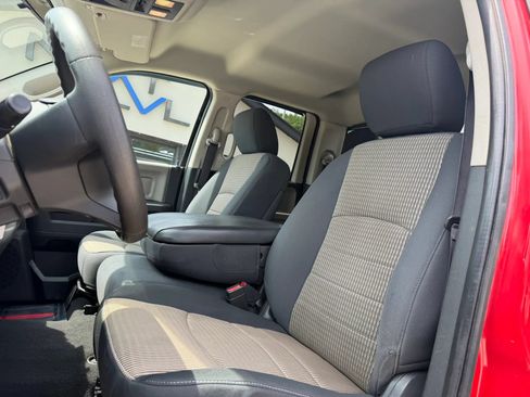 Used 2012 RAM 1500 Classic SLT AWD/4WD image 16