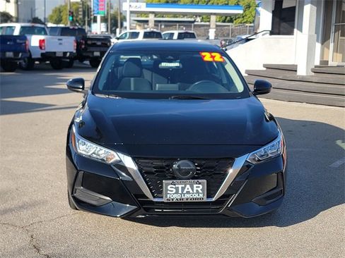 Used 2022 Nissan Sentra SV image 2