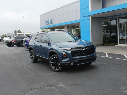 New 2026 Chevrolet Equinox RS FWD image 2