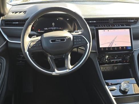 New 2025 Jeep Grand Cherokee Limited w/ Trailer Tow Package image 5