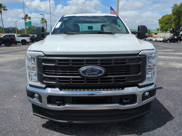New 2026 Ford F250 XL w/ XL Chrome Package AWD/4WD image 3