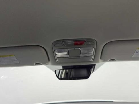 Used 2023 Kia Telluride S FWD image 20