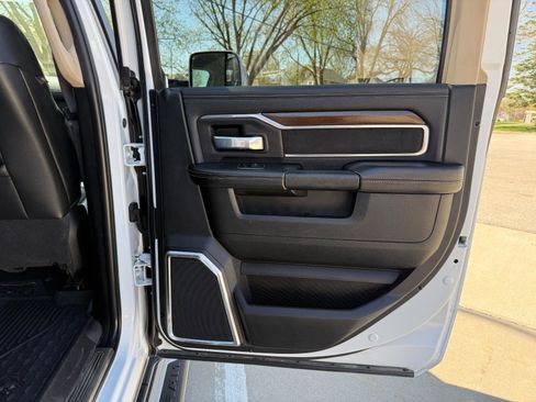 Used 2022 RAM 2500 Laramie image 16
