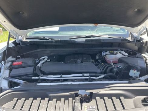 Used 2023 Chevrolet Silverado 1500 LT AWD/4WD image 29
