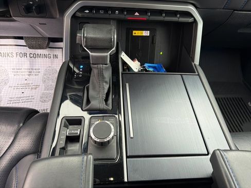 Used 2023 Toyota Sequoia Platinum AWD/4WD image 39