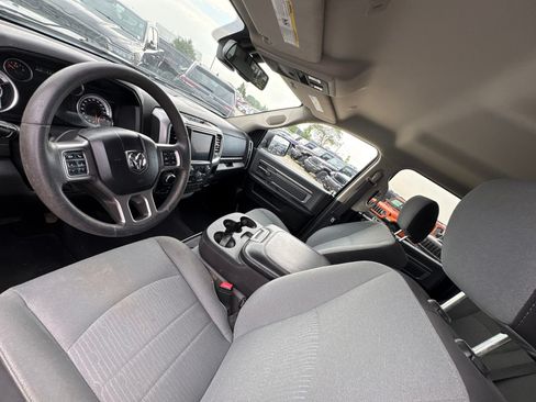 Used 2022 RAM 1500 Classic SLT w/ Electronics Group AWD/4WD image 11