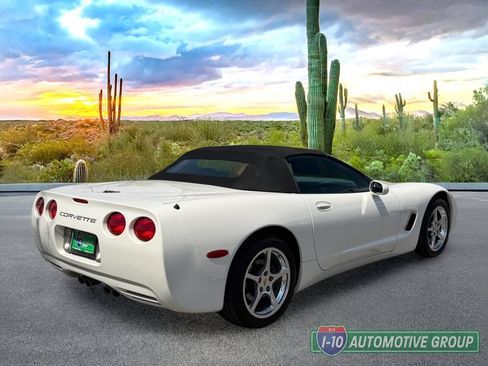 Used 2001 Chevrolet Corvette Convertible w/ Preferred Equipment Group1 RWD image 5