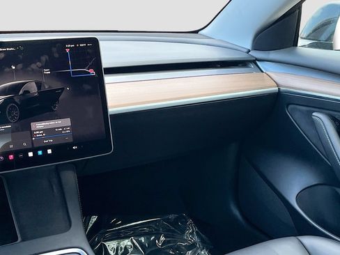 Used 2023 Tesla Model 3 Performance AWD/4WD image 23