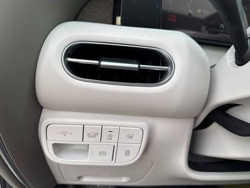 New 2026 Hyundai Palisade Limited FWD image 23