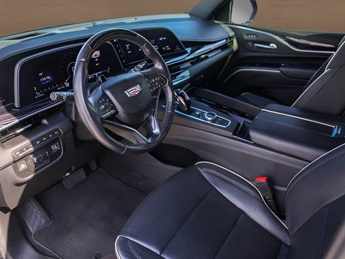 Used 2022 Cadillac Escalade Sport w/ Touring Package AWD/4WD image 10