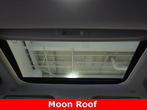 Certified 2023 Toyota Corolla Cross XLE w/ Convenience Package image 8