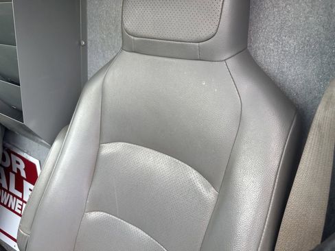Used 2016 Ford E-350 and Econoline 350 Super Duty RWD image 4