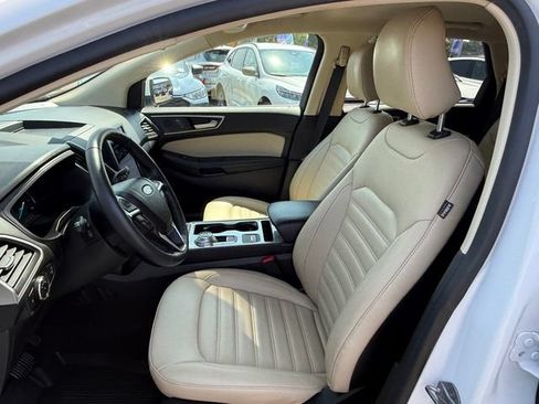 Certified 2023 Ford Edge SEL w/ Convenience Package AWD/4WD image 6