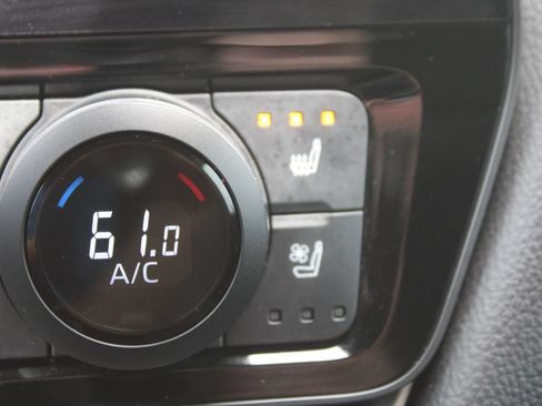 Used 2024 Toyota Grand Highlander AWD Hybrid image 48