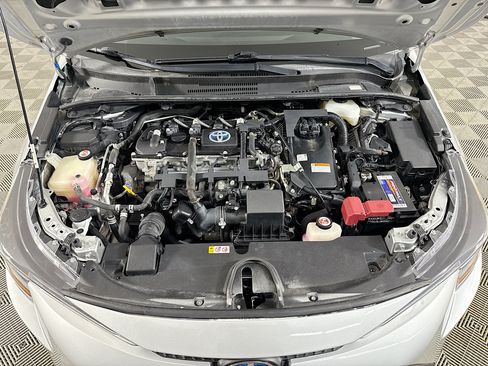 Used 2020 Toyota Corolla LE w/ Carpet Mat Package (TMS) FWD image 39