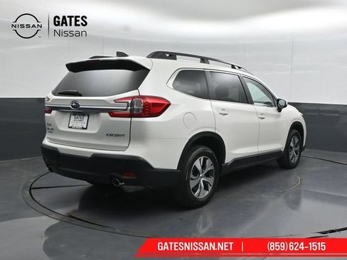 Used 2025 Subaru Ascent Premium AWD/4WD image 7