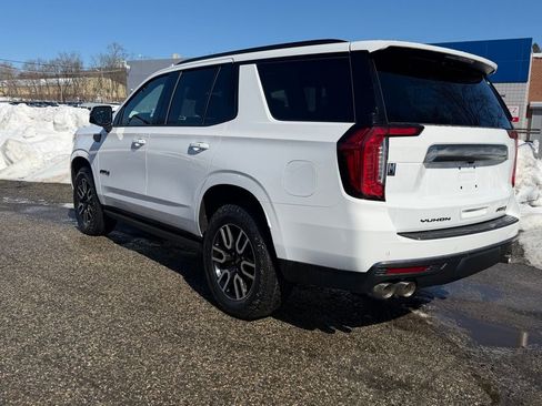 Used 2024 GMC Yukon AT4 w/ AT4 Premium Package image 4