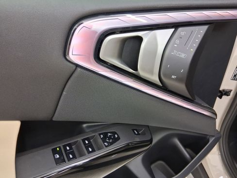 New 2026 BMW X3 xDrive30 w/ Premium Package image 12