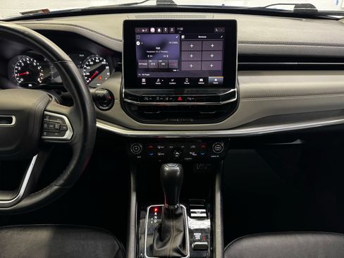 Used 2022 Jeep Compass Limited AWD/4WD image 15