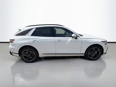 Used 2026 Genesis GV70 3.5T Sport Prestige image 2