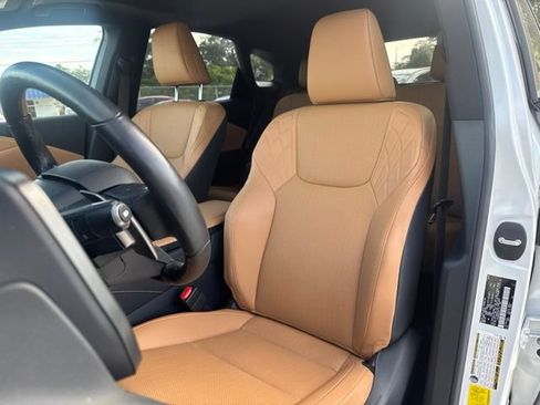 Used 2025 Lexus RX 350 Premium w/ Accessory Package (Z1) FWD image 12