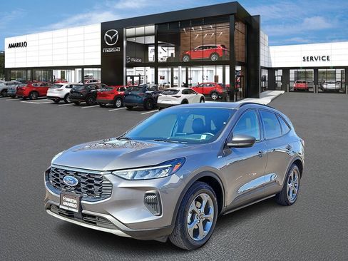 Used 2025 Ford Escape ST-Line image 2