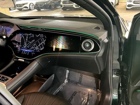 Used 2023 Mercedes-Benz EQS 580 4MATIC SUV image 18