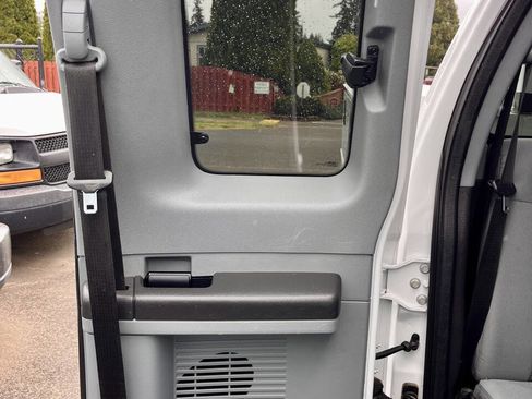 Used 2015 Ford F250 XLT image 23