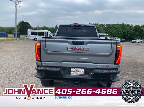 Used 2025 GMC Sierra 2500 AT4X AWD/4WD image 6
