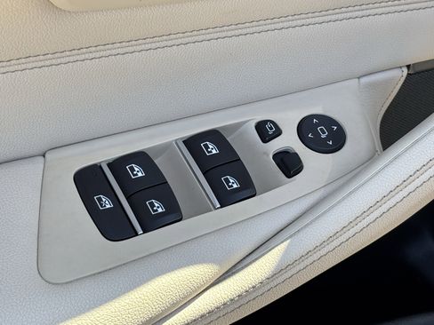 Certified 2023 BMW 530i w/ Premium Package image 15