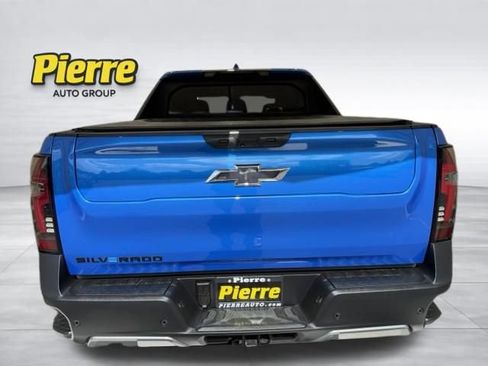 Used 2026 Chevrolet Silverado EV Trail Boss AWD/4WD image 3