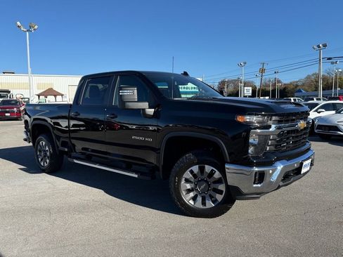 New 2026 Chevrolet Silverado 2500 LT w/ All Star Edition image 2