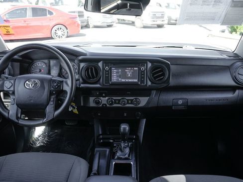 Used 2019 Toyota Tacoma SR w/ SR Convenience Package image 24