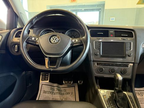 Used 2017 Volkswagen Golf Alltrack SEL AWD/4WD image 13