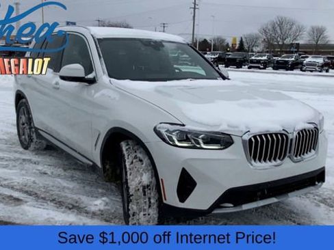 Used 2022 BMW X3 xDrive30i AWD/4WD image 2