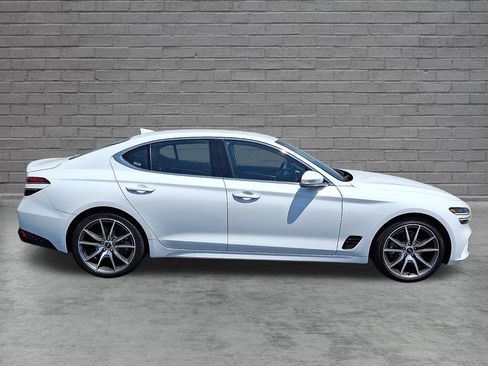 Used 2023 Genesis G70 2.0T AWD/4WD image 13