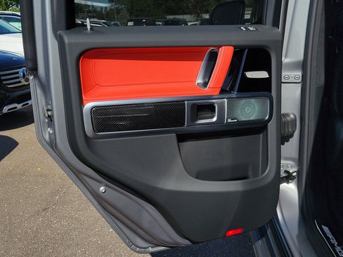 New 2026 Mercedes-Benz G 63 AMG 4MATIC image 9