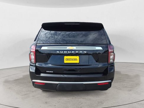 Certified 2024 Chevrolet Suburban High Country AWD/4WD image 6