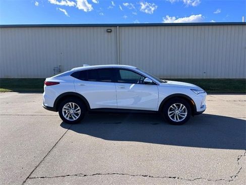 New 2026 Buick Envista Preferred w/ Convenience I Package image 2