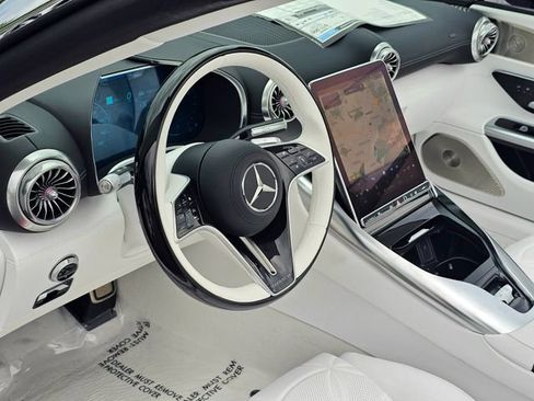 New 2026 Mercedes-Benz Maybach SL 680 image 21